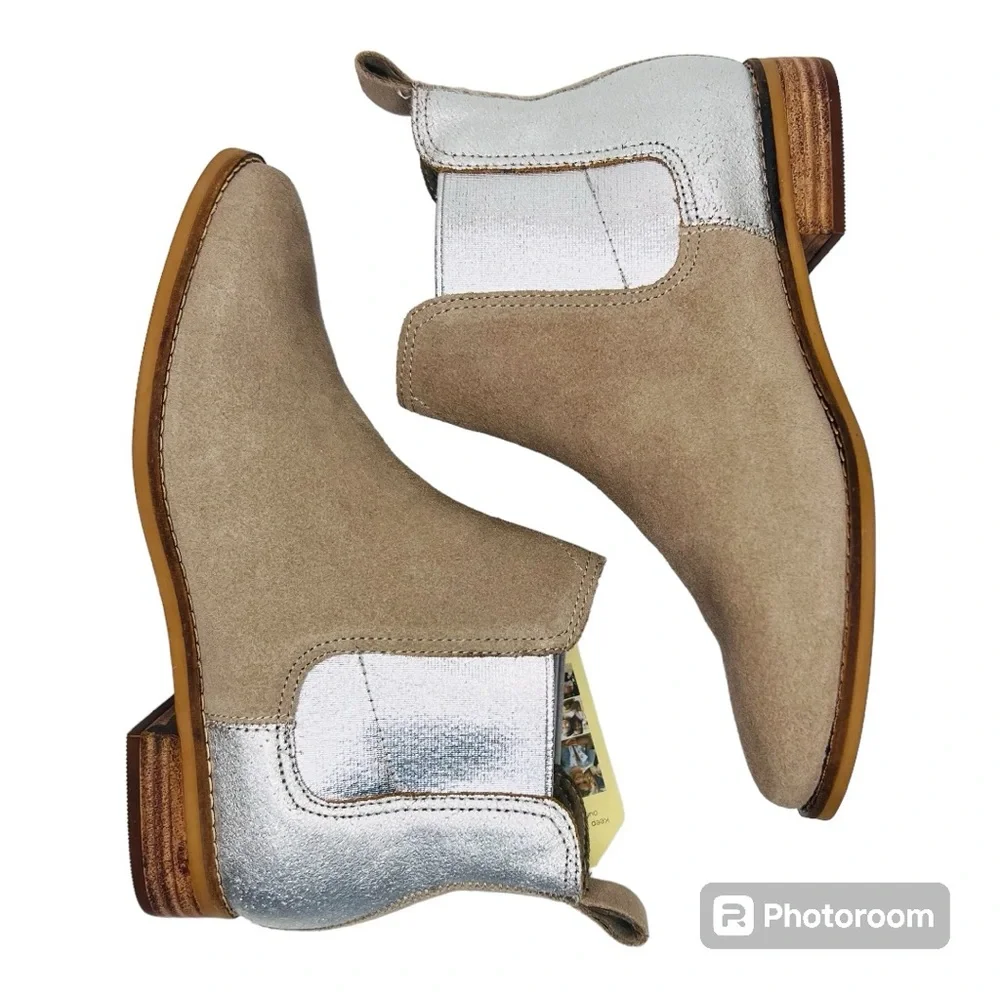 Toms Ella Desert Taupe Suede Silver Metallic Distressed Leather Ankle Bo…